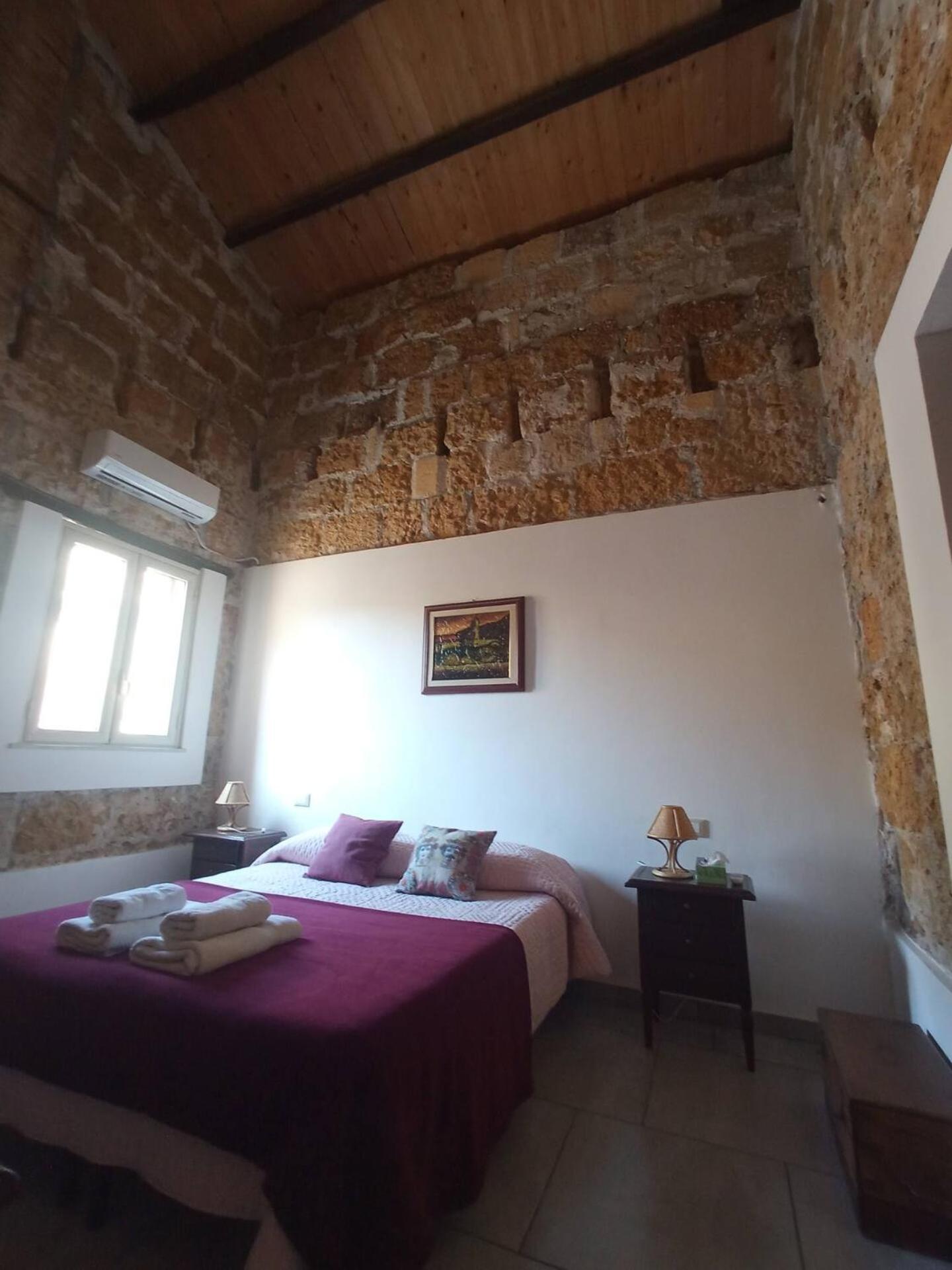 Zyz Apartments - sotto il Bastione dello Spasimo Palermo Esterno foto