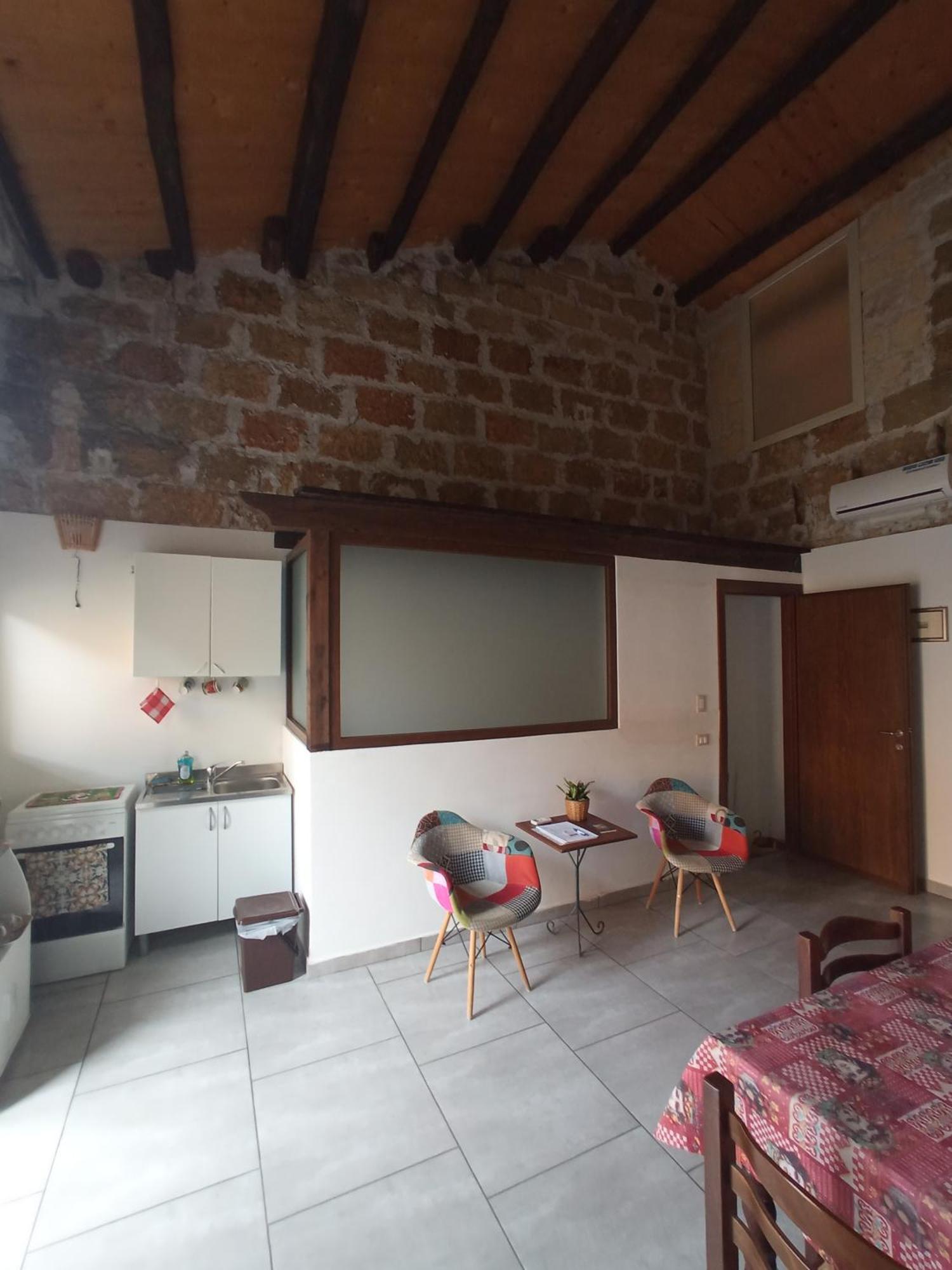 Zyz Apartments - sotto il Bastione dello Spasimo Palermo Esterno foto